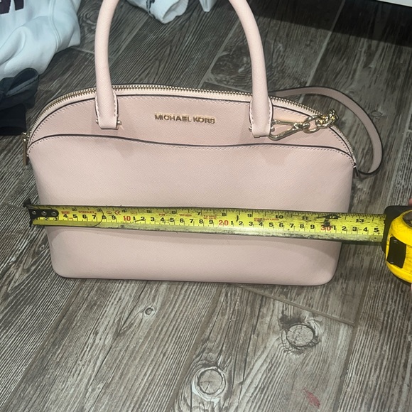 Light pink Michael kors purse - Picture 5 of 7